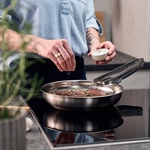 Сковорода с силиконовой ручкой 24 см ZWILLING Simplify, нержавеющая сталь - миниатюра 4